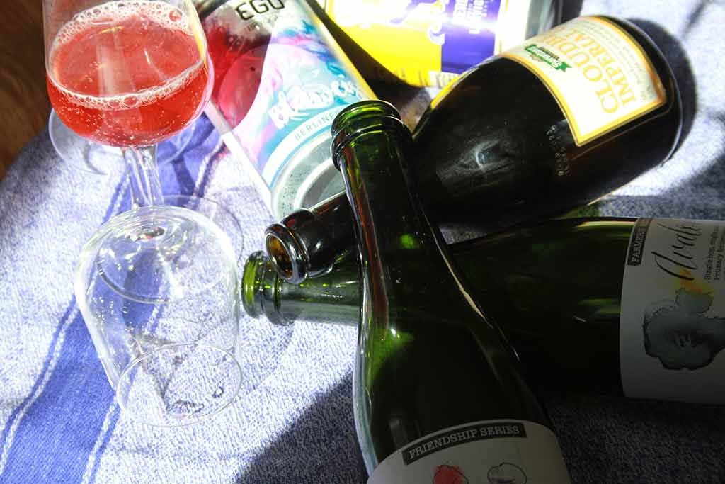 Vi har testet surøl til 17 mai | Ølakademiet AS Ølflasker