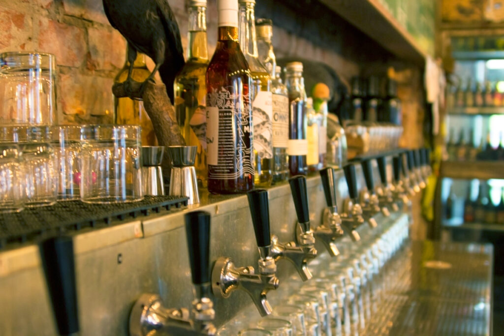 Gode ølsteder Oslo Crow Bar | Ølakademiet AS