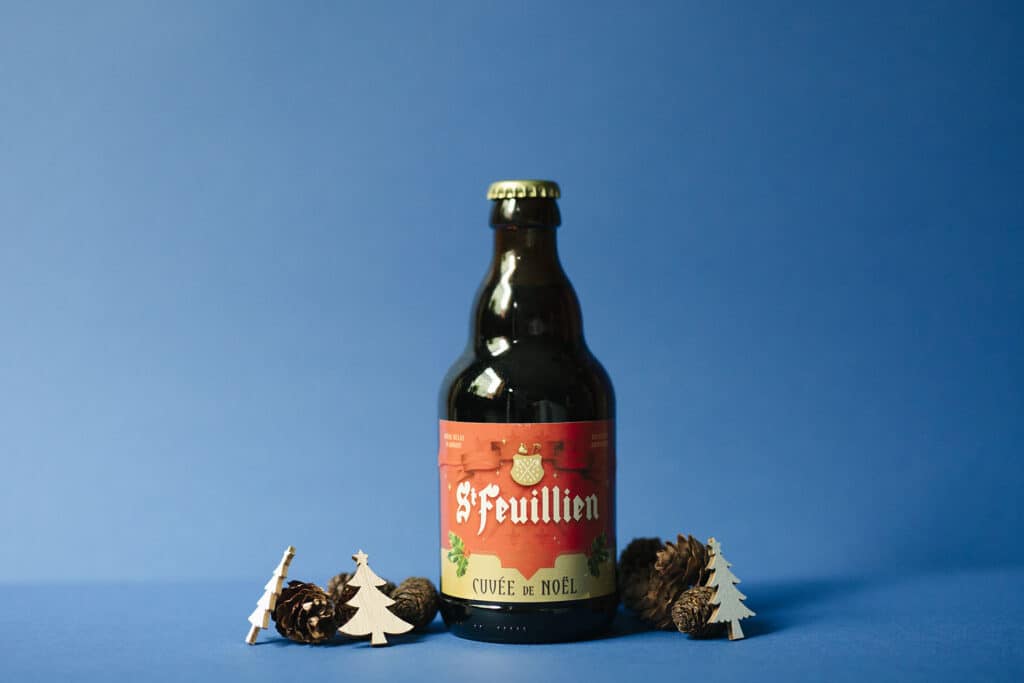 Brasserie St Feuillien   Cuvée de Noël Juleoeltest av utenlandske juleoel 2022