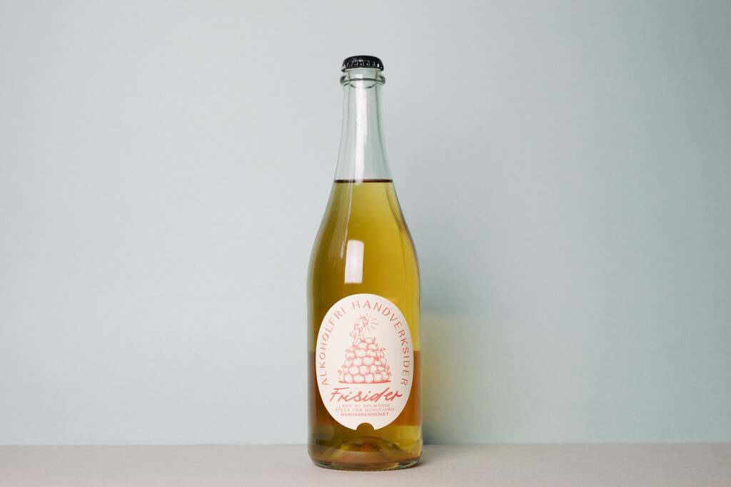 Oelakademietbestselgerefrisidergaardsbrennerietalkoholfrisider5 | Ølakademiet AS Frisider Eple