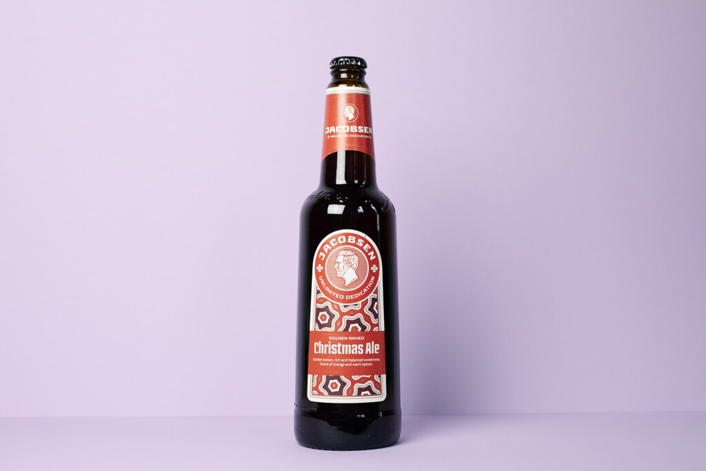 importjuleoel2023goldennakedchristmasalejacobsen | Ølakademiet AS