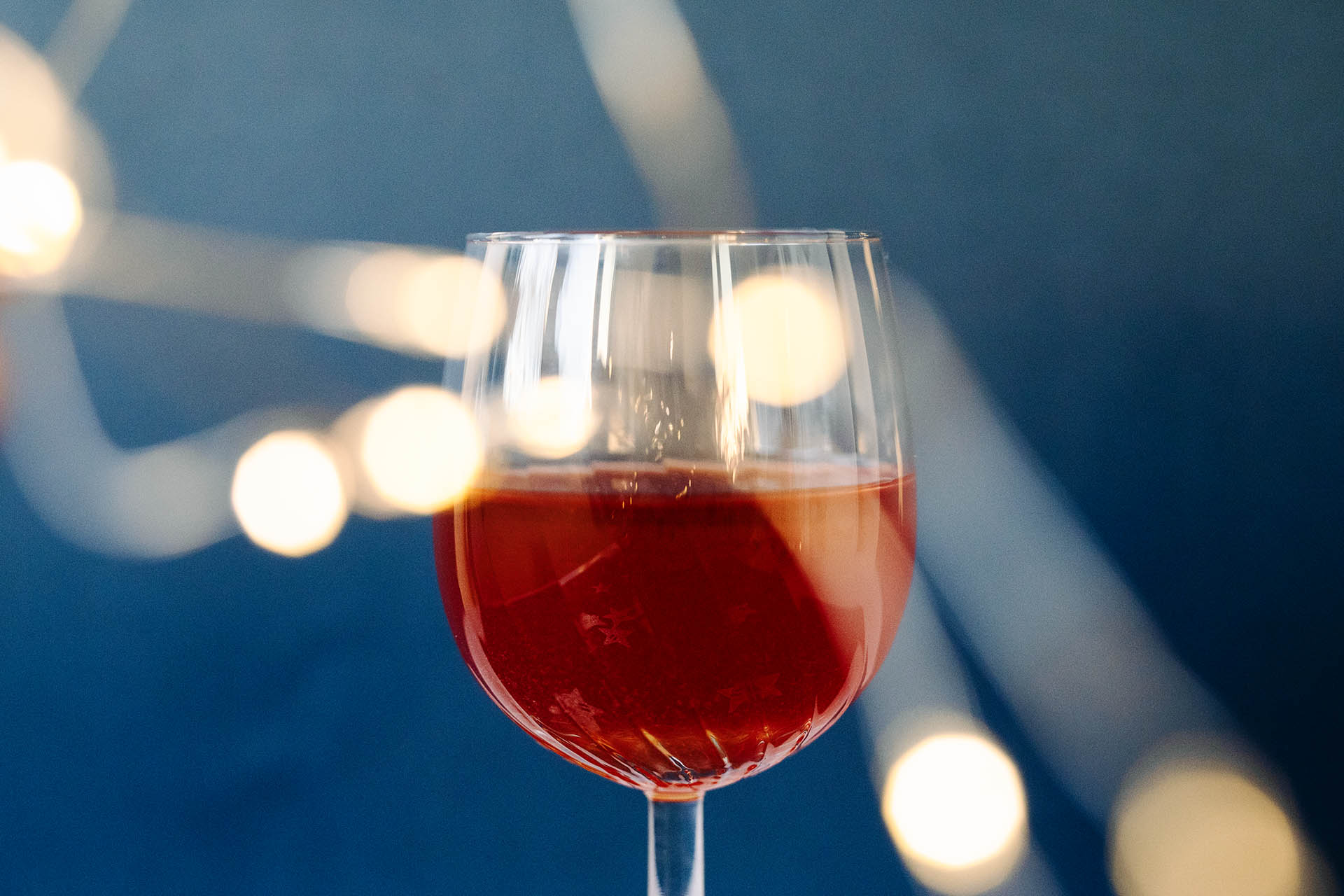 Oelakademietnyttaar02 | Ølakademiet AS Sprudlende drikketips til nyttår