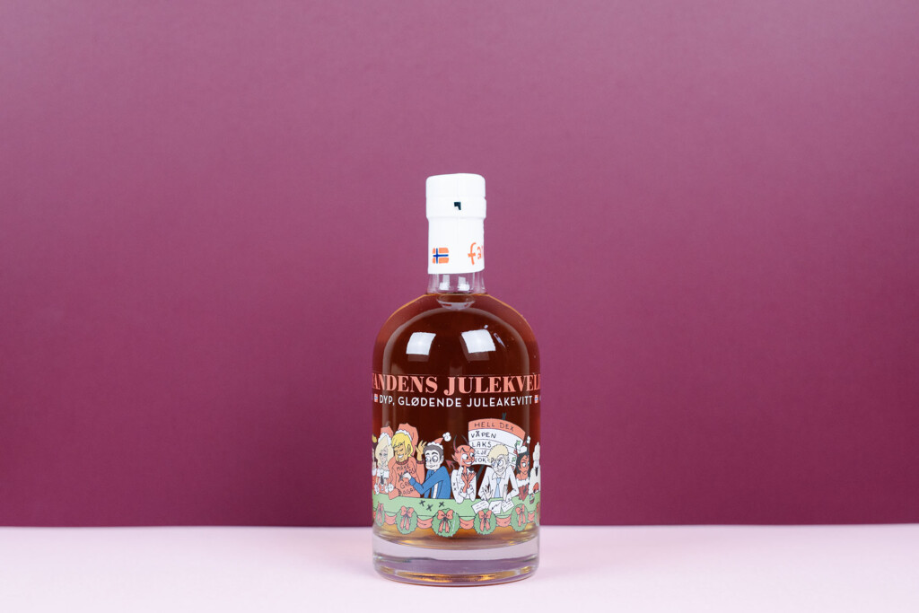 akevittjul2023fandensjulekvelddetnorskebrenneri | Ølakademiet AS Fandens Julekveld Test av norsk juleakevitt 2023