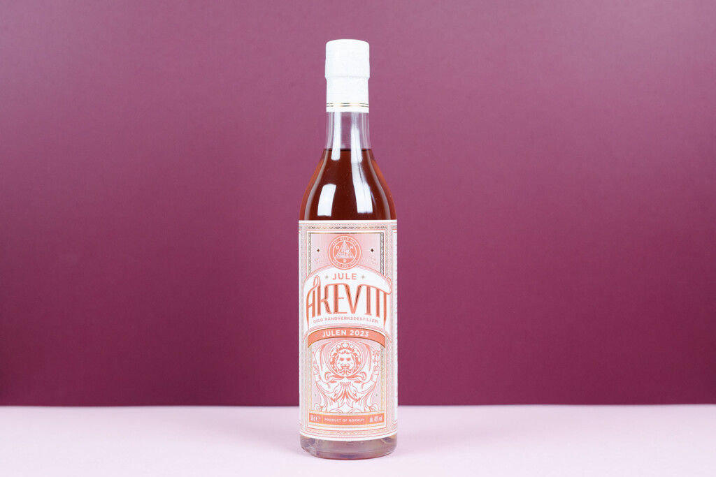 akevittjul2023juleakevittoslohaandverksdestilleri | Ølakademiet AS Oslo Håndverksdestilleri Juleakevitt Test av norsk juleakevitt 2023
