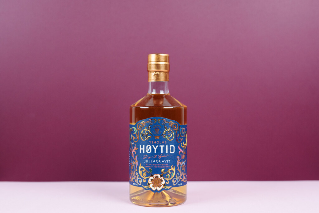 akevittjul2023lysholmshoeytid | Ølakademiet AS Lysholms Høytid Juleaquavit Test av norsk juleakevitt 2023