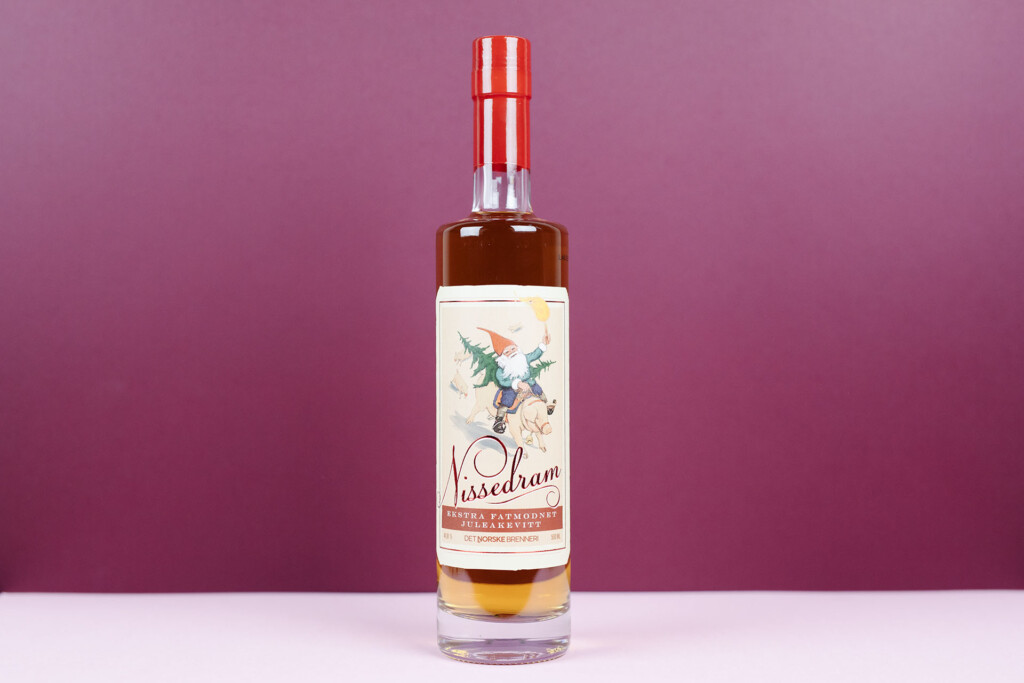 Nissedram Ekstra Fatmodnet Juleakevitt   Test av norsk juleakevitt 2023 