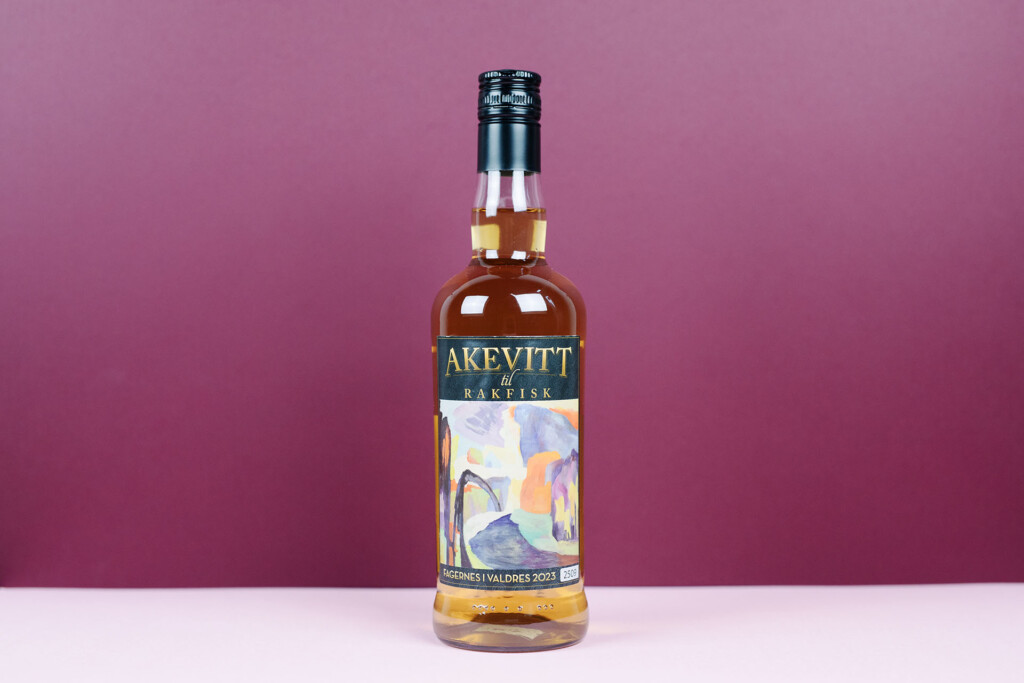 akevittjul2023tilrakfiskatlungstad | Ølakademiet AS Akevitt til Rakfisk Test av norsk juleakevitt 2023
