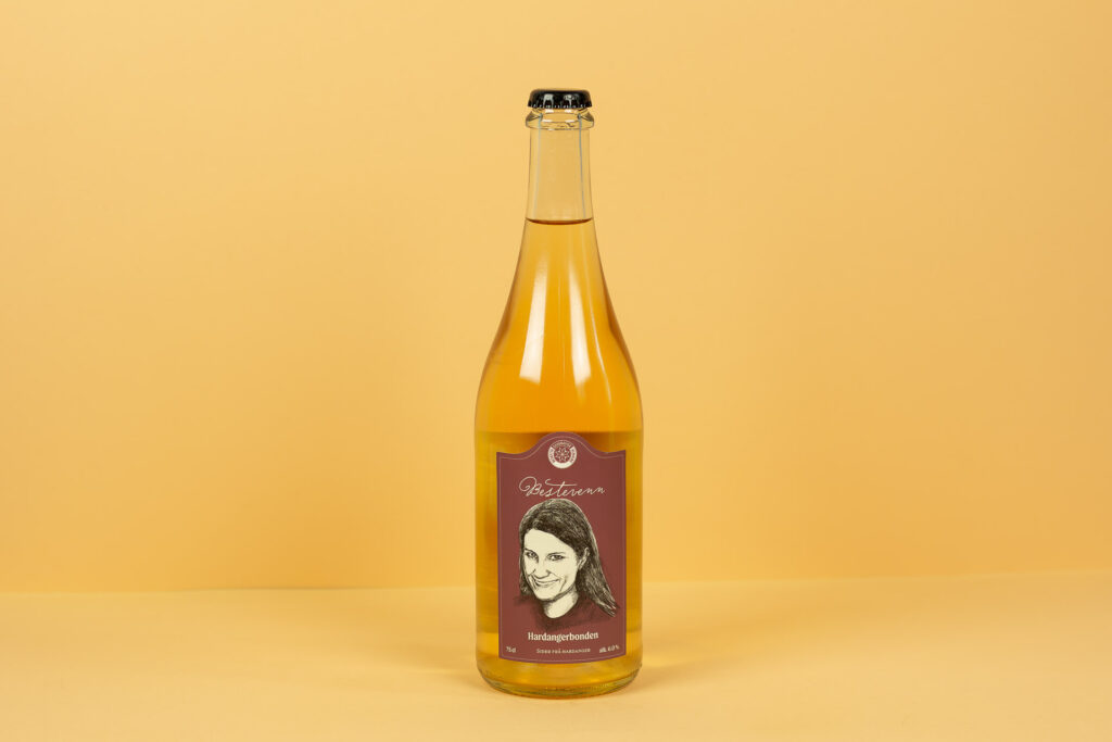 Bestevennhardangerbondensidercidertestklassisknorskoelakademiet2024 | Ølakademiet AS