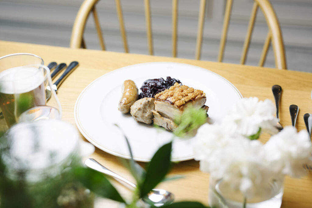 Julemat6 1 | Ølakademiet AS Akevitt til julemat Vi gir deg noen tips