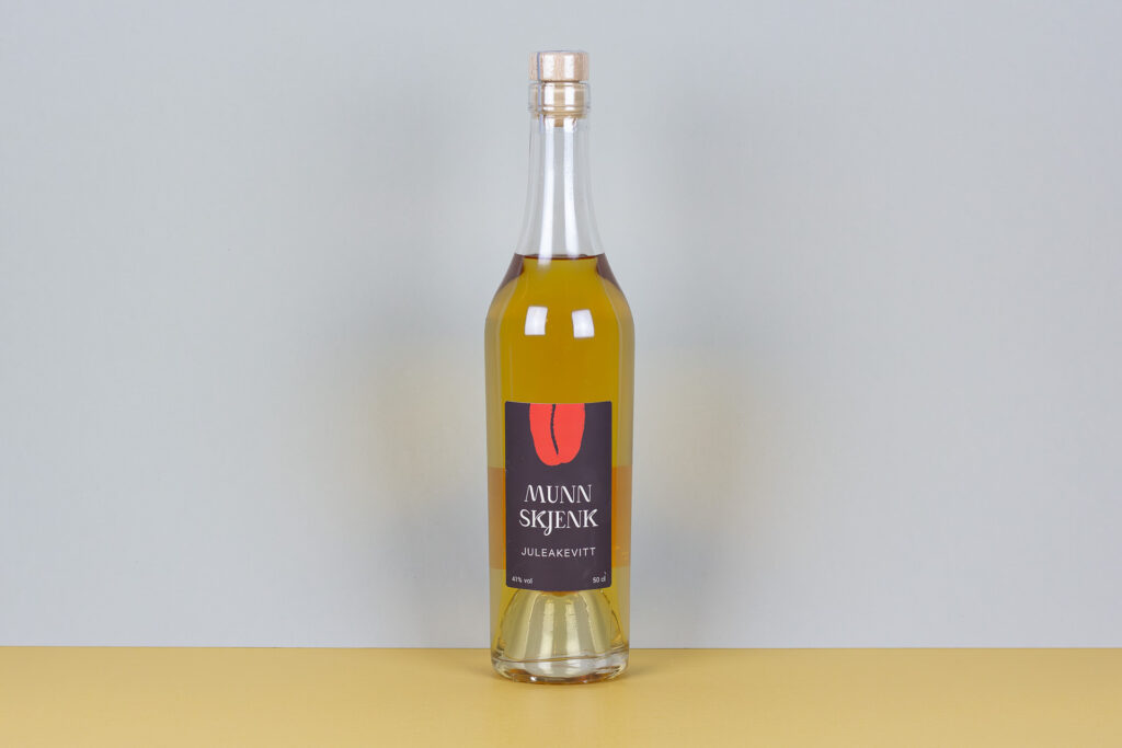 juleakevitttest2024hedmarkalkemiskedestilleriasmunnskjenkjuleakevitt | Ølakademiet AS Test av norsk juleakevitt 2024 Munnskjenk Juleakevitt