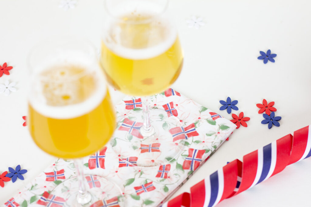 17maioelakademietoppdekk25 | Ølakademiet AS Gode mat og drikketips til 17 mai